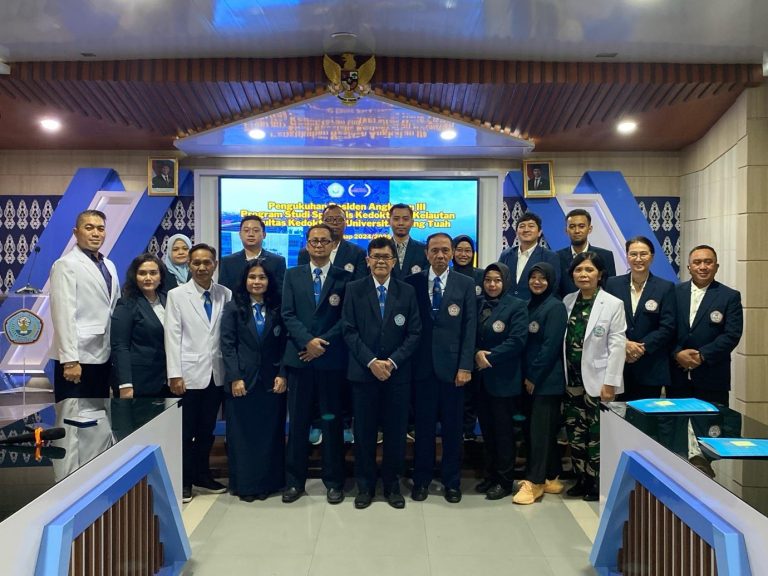 Pengukuhan Residen Angkatan III Program Studi Spesialis Kedokteran Kelautan (SpKL) FK UHT